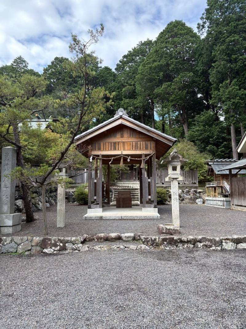 伊奈冨神社,三重県鈴鹿市稲生西2丁目24-20