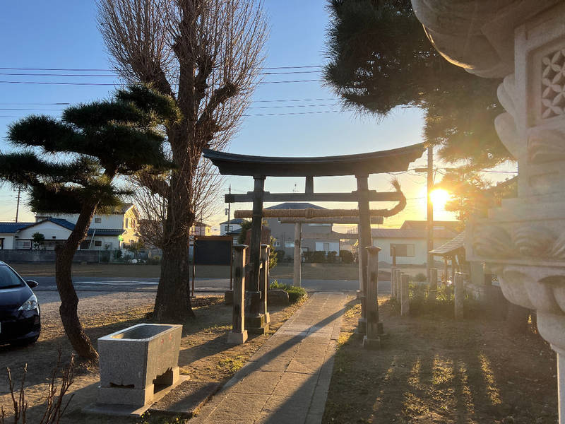 中島稲荷神社,埼玉県越谷市中島1-56