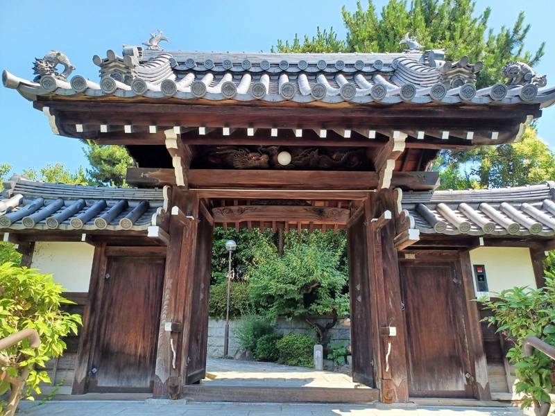 藤井寺,大阪府豊中市城山町2-2-23