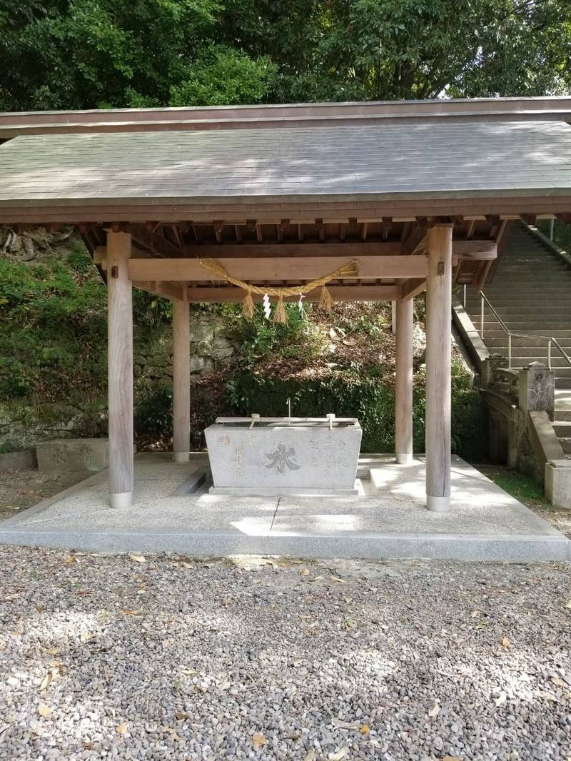 大潟神社,和歌山県田辺市新庄町１４４１