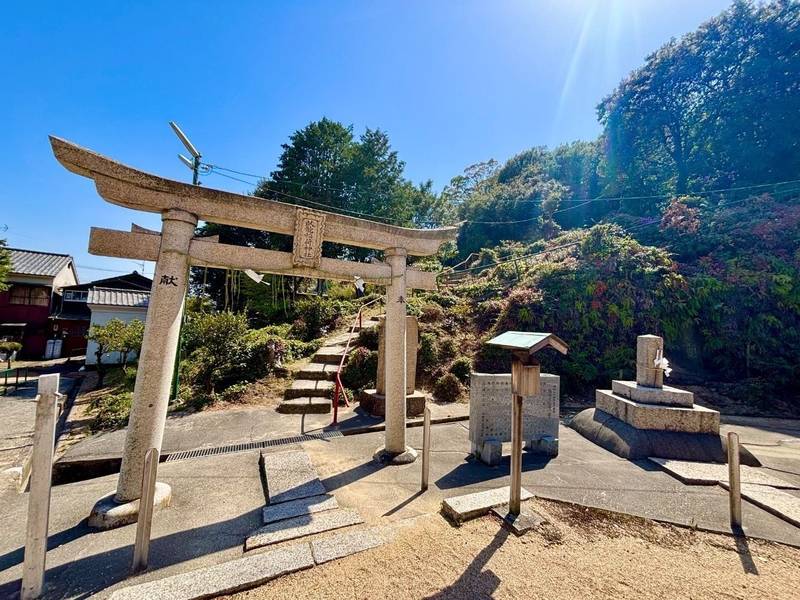 臥龍稲荷神社,岡山県玉野市玉5-15