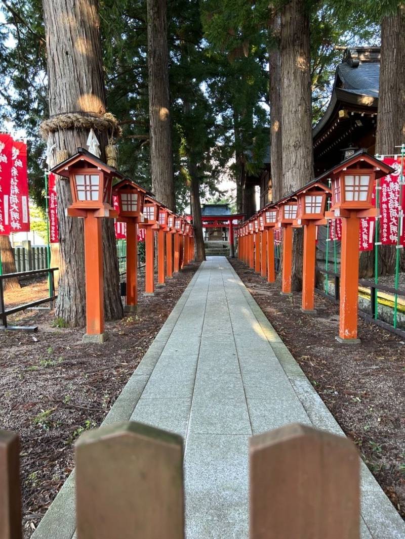 辻ヶ森三社,岐阜県高山市岡本町2丁目128
