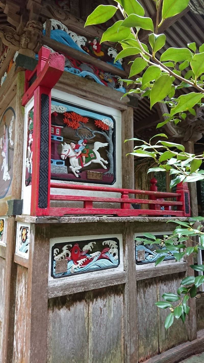 正八幡神社,徳島県名西郡神山町上分中峯42-1