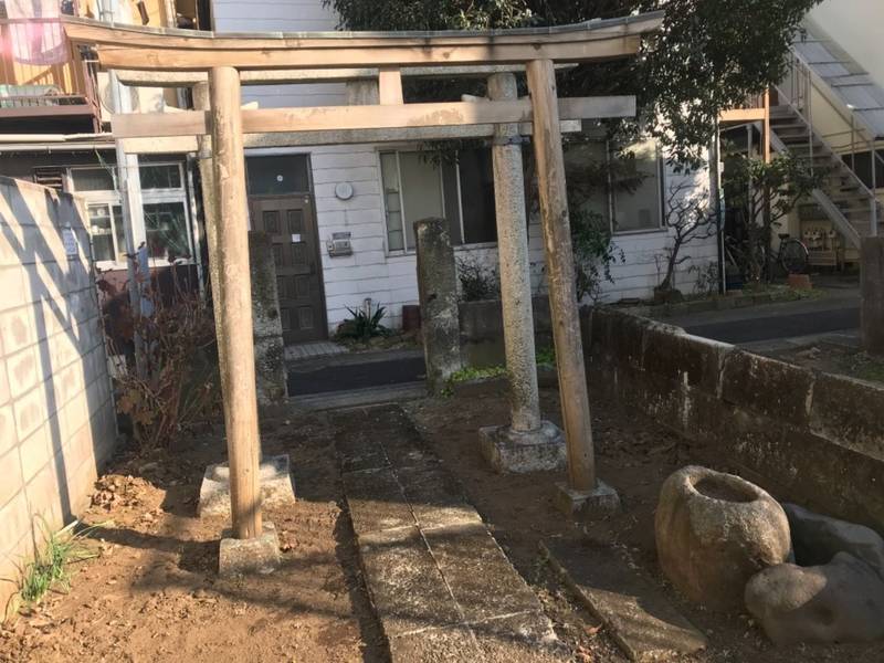 神社跡   (新井),東京都中野区新井2丁目41