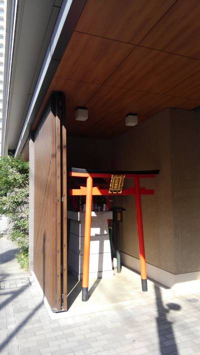 三鷹稲荷神社,見どころ,あおつき