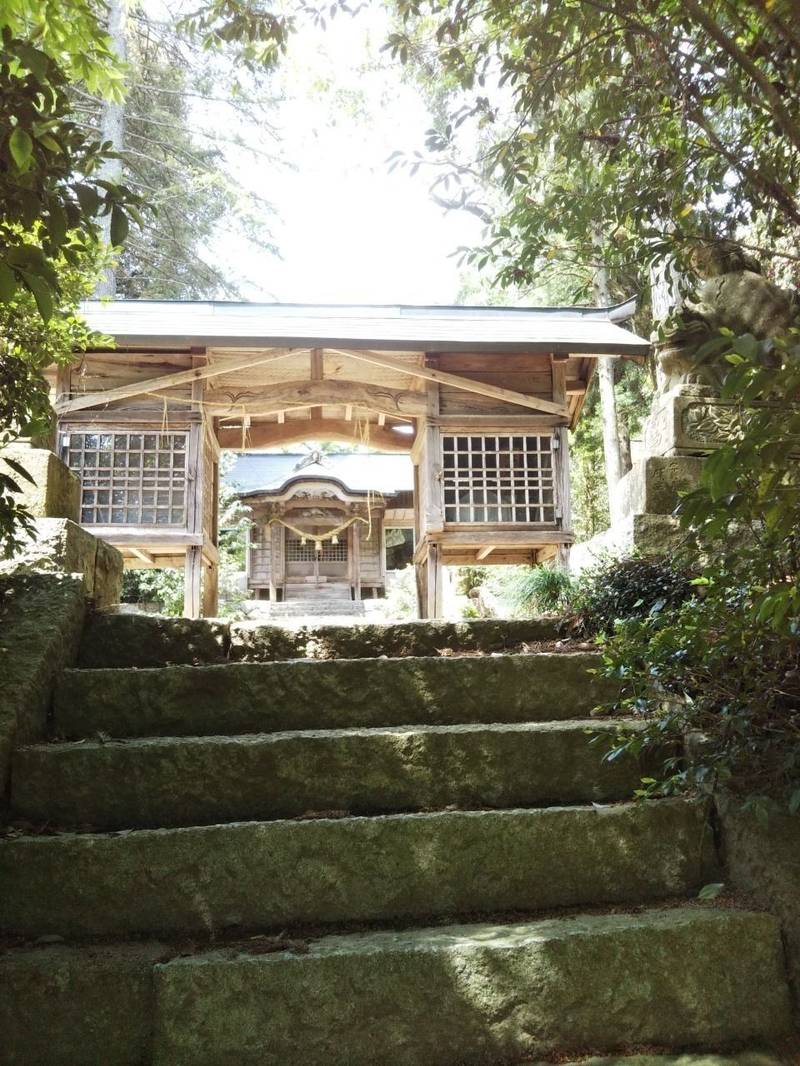 丸山神社,鳥取県日野郡日南町丸山373